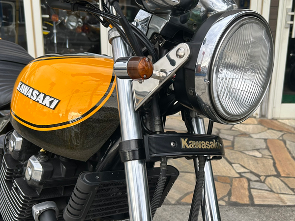 ゼファー400/χ/750 純正フォークカバーエンブレム 三又