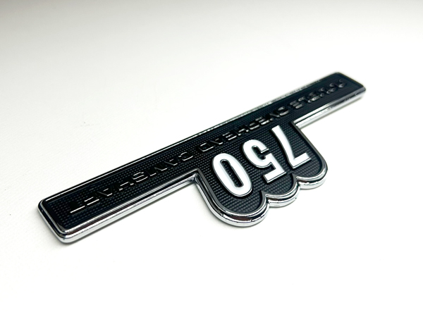 GSX750E エンブレム 社外 新品 2個セット GSX750E エンブレム 社外 新品 2個セット