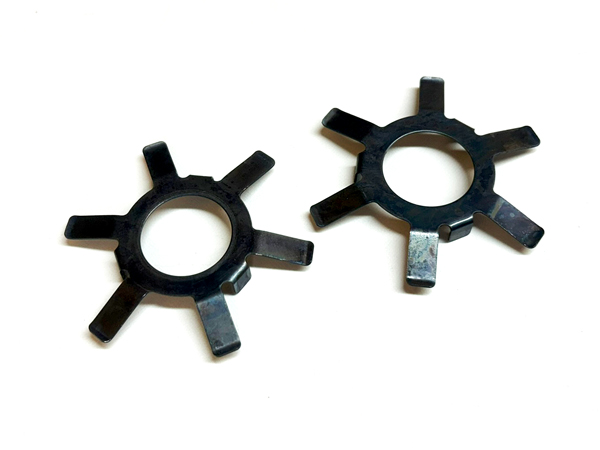 ゼファー1100/ゼファー1100RS カワサキ純正 クラッチ リーフスプリング 2枚セット 1台分　エリミネーター ZXR750 ZX-7R 等にも