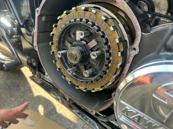 ゼファー1100/ゼファーRS クラッチナット 純正部品 92015-1929 代替え