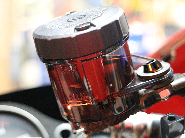 Brembo ブレーキレバーとタンクセット