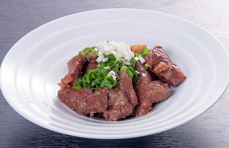 馬すじ煮込み(500g) 馬刺しの桜屋