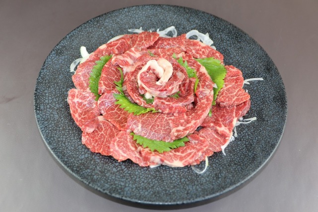 馬刺し 特選赤身150ｇ（50gブロック×3個・小袋醤油3個付き）送料無料！！