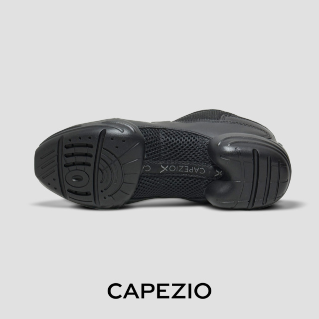 Capezio(カペジオ）ダンススニーカーDS11 FIERCE DANSNEAKER・BLACK/黒