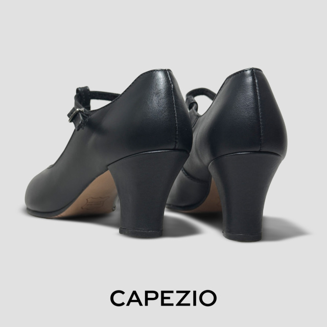 CAPEZIO（カペジオ）キャラクターシューズ700 T-STRAP/BLACK（黒）