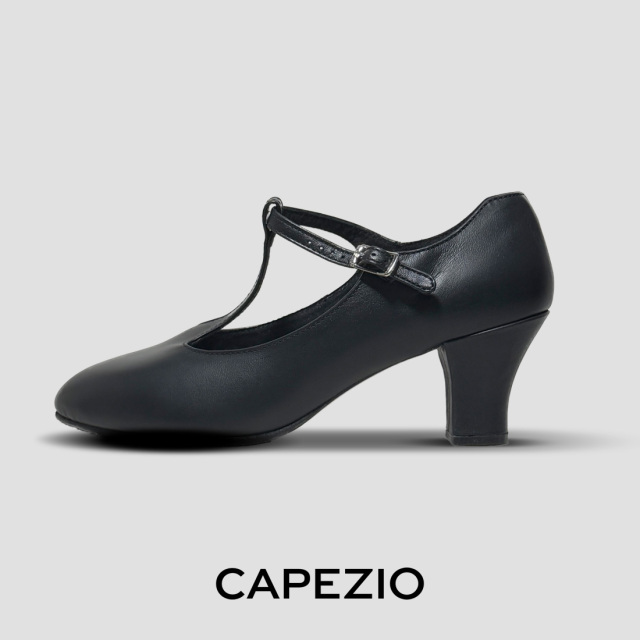 CAPEZIO（カペジオ）キャラクターシューズ700 T-STRAP/BLACK（黒）