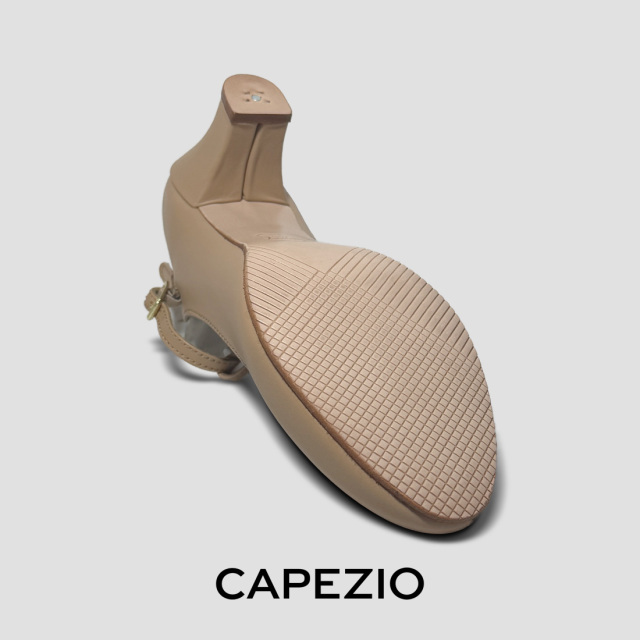 CAPEZIO（カペジオ）キャラクターシューズ700 T-STRAP/BLACK（黒）