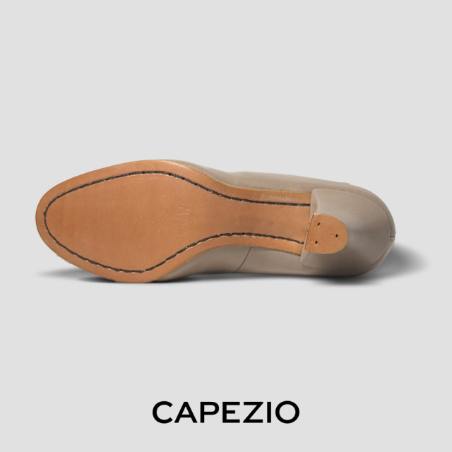 タップシューズのベースメント - CAPEZIO(カペジオ）キャラクター