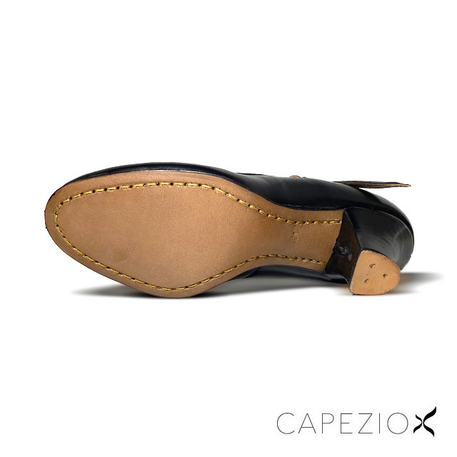 タップシューズのベースメント - CAPEZIO（カペジオ）キャラクター