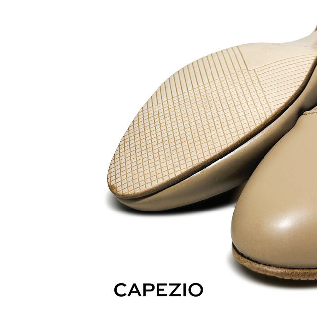CAPEZIOキャラクターシューズ750（ベージュ）