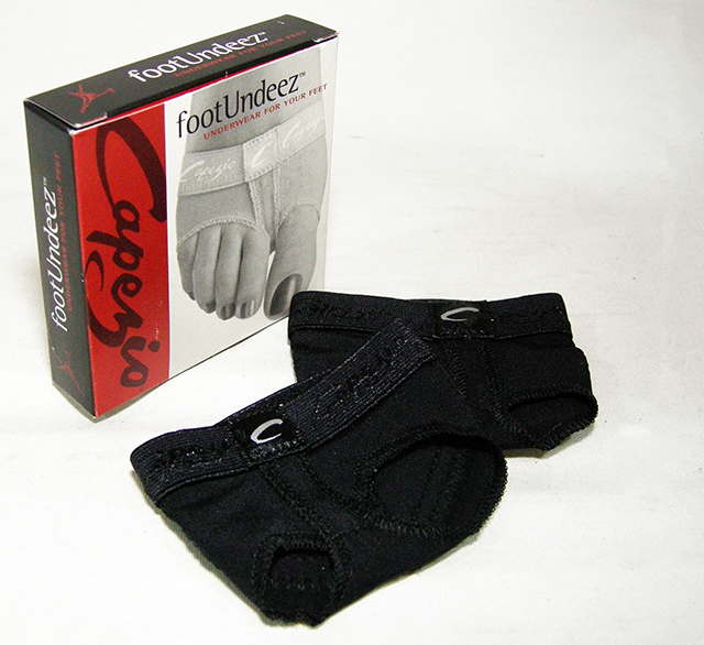 カペジオ　スキンシューズ　ffootUndeez（フットアンディーズ）黒