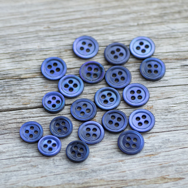 黒蝶貝ボタン　染色ボタン　シャツ用ボタン