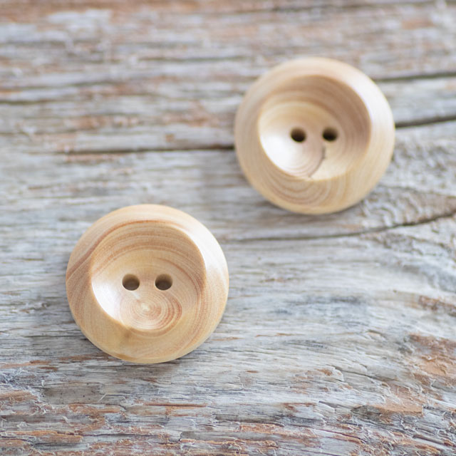ツゲボタン 2穴 20mm ナチュラル 厚みのある木製ボタン
