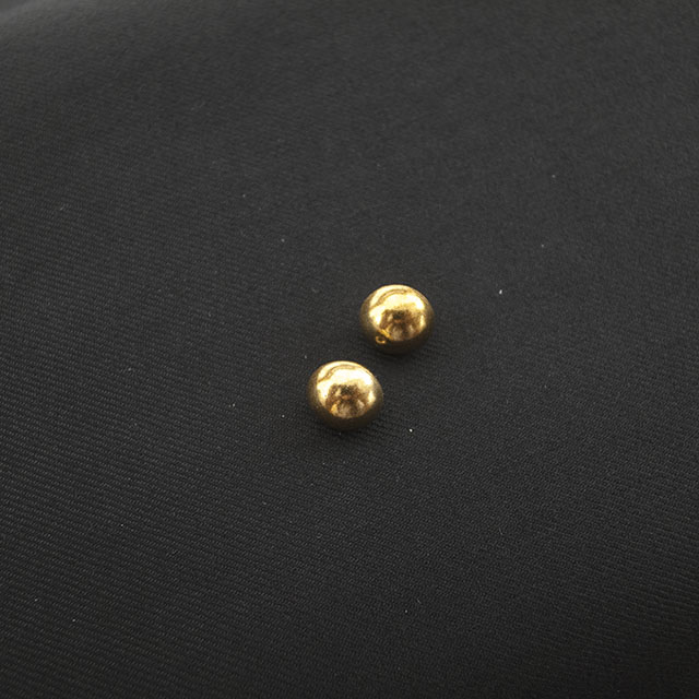 シンプルメタルボタン