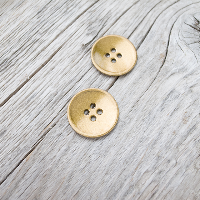 メタルボタン