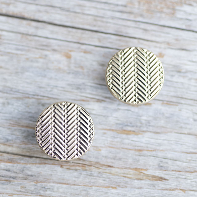 ヘリンボンボタン