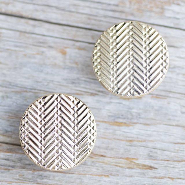 ヘリンボンボタン