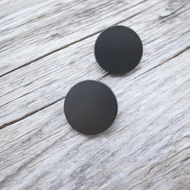 フラットメタルボタン