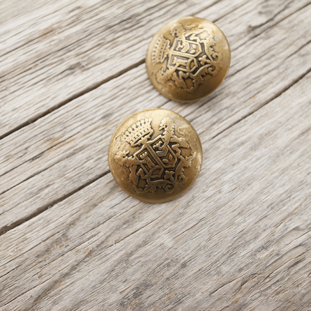 メタルエンブレムボタン