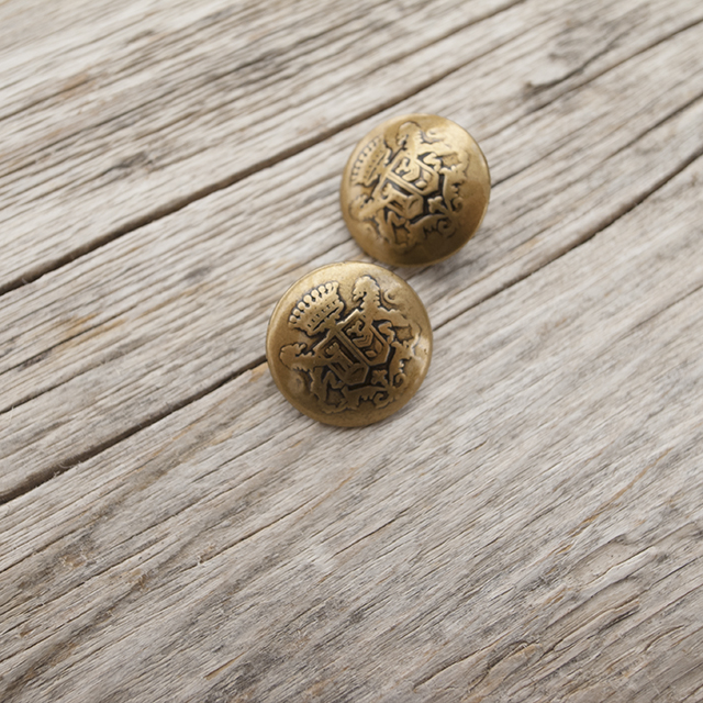 メタルエンブレムボタン