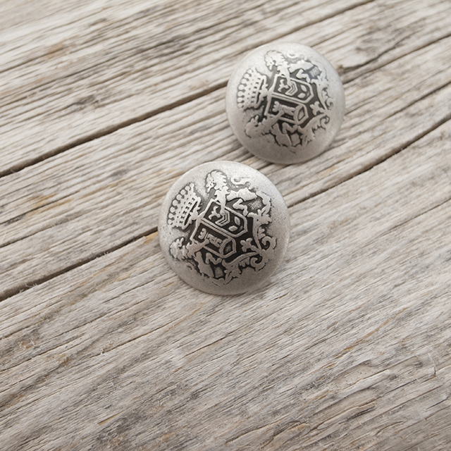 メタルエンブレムボタン