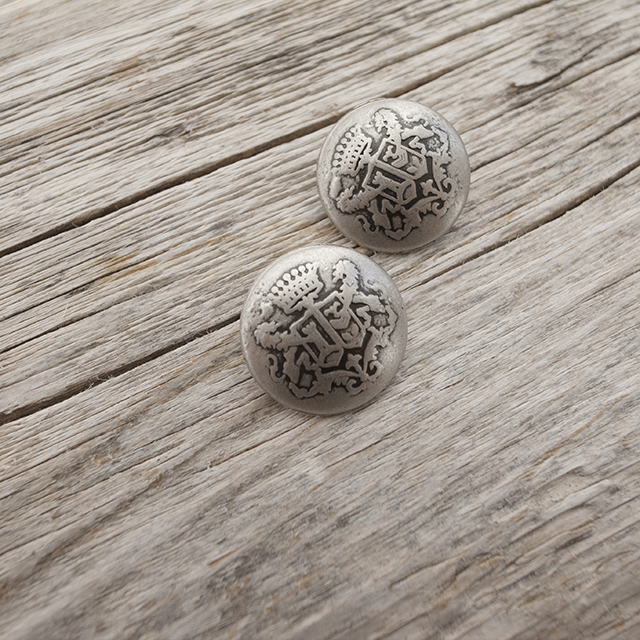 メタルエンブレムボタン