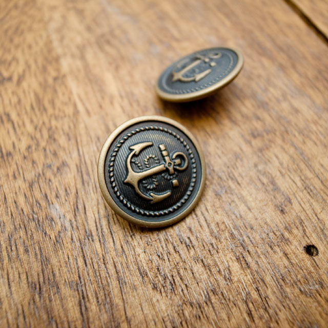 【丸型(マリンボタン/イカリボタン)】メタル（真鍮）ボタン#M503 1穴21mm C/#ＡＧ　アンティークゴールド