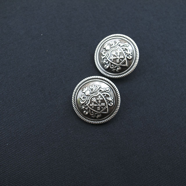 メタルエンブレムボタン