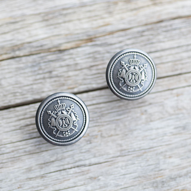 メタルエンブレムボタン