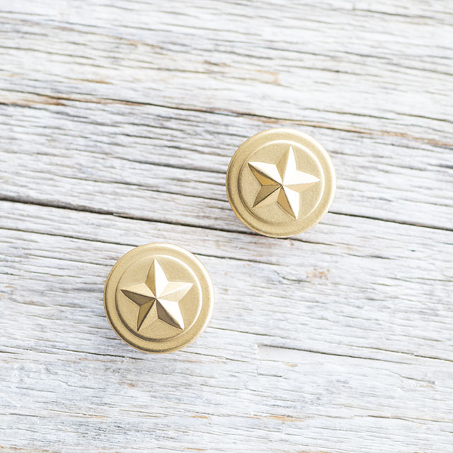 コンチョボタン