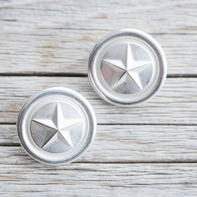 コンチョボタン