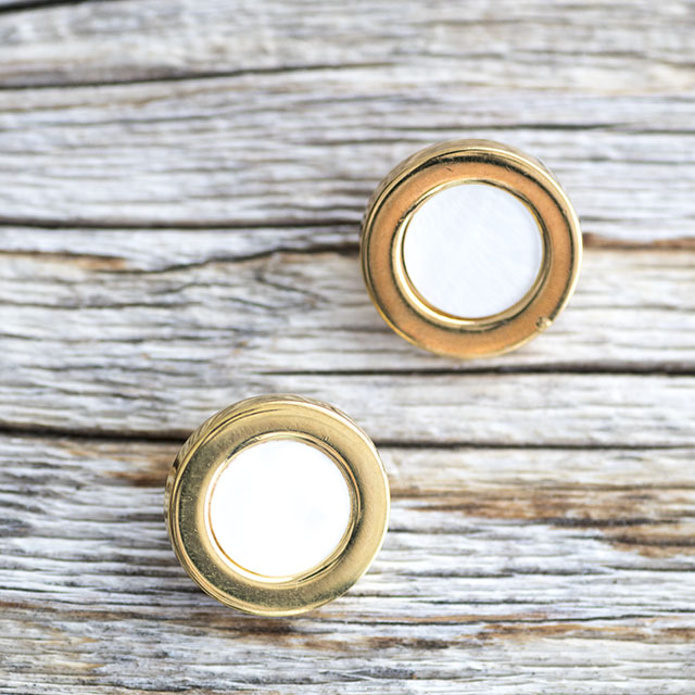 【デザイン貝ボタン（シェル×メタル）】ハンマーシェル×ゴールド 貝ボタン #BT196 1穴 15mm