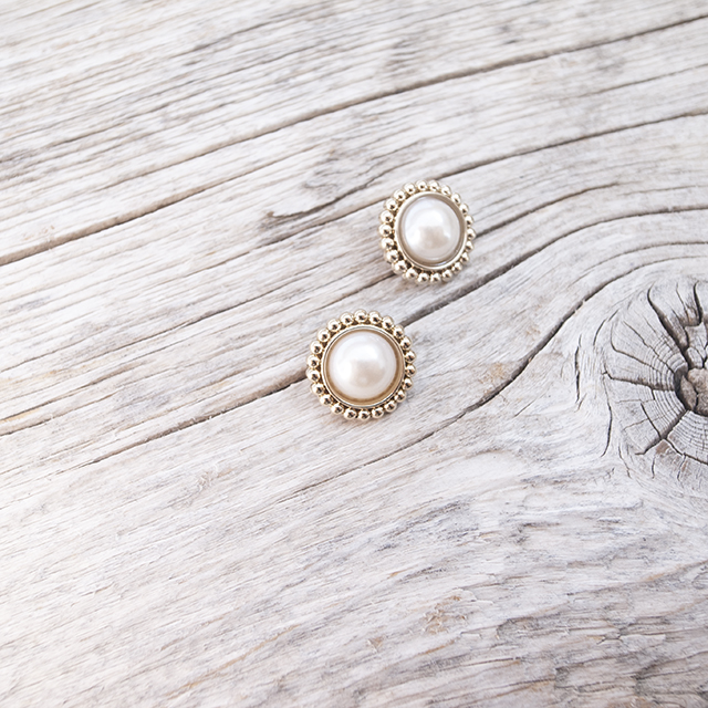 メタルパールボタン