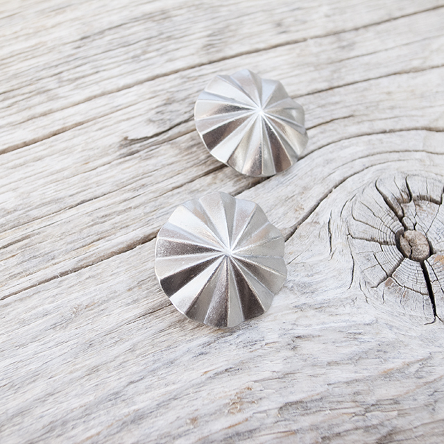 アポロコンチョボタン