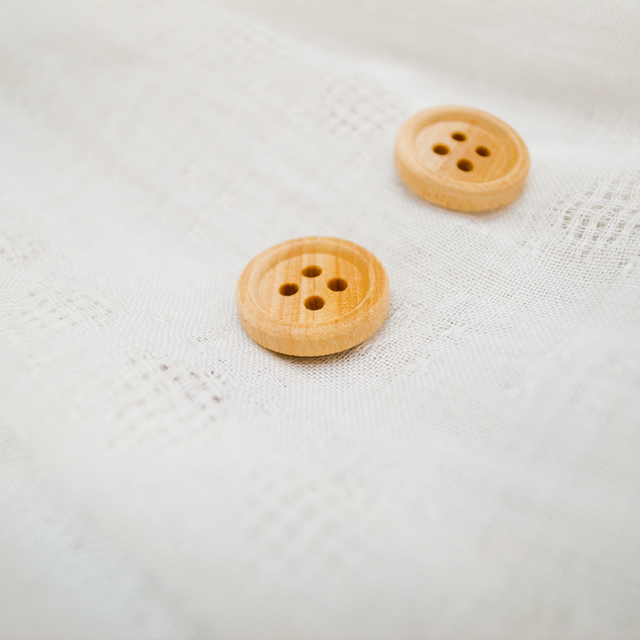 ウッド（木）ボタン 13mm《ボタン専門店タカシマ》 貝ボタンメーカー
