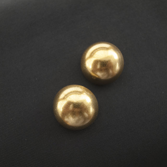 シンプルメタルボタン