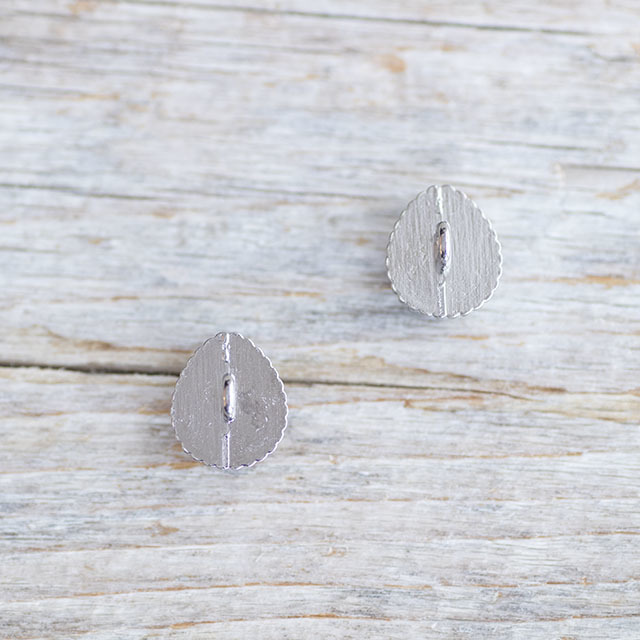 アクセサリーパーツボタン