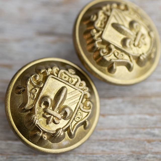 アンティーク鉄製 装飾紋章 入り146g This item is unavailable - Etsy