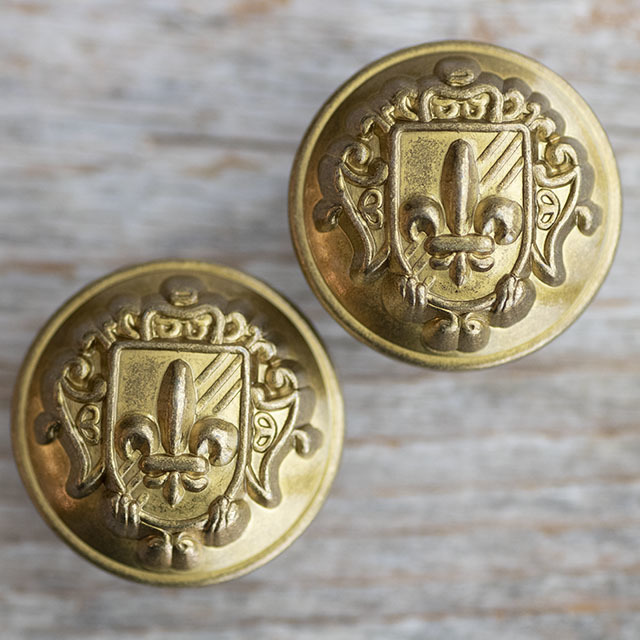 百合の紋章ボタン