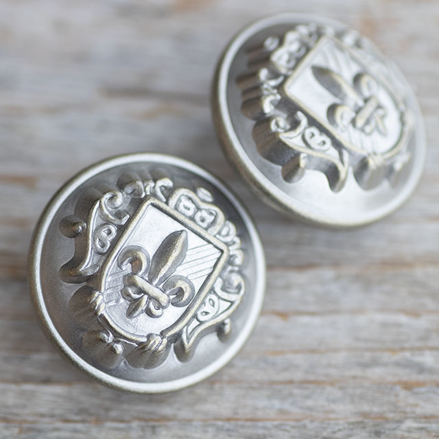 百合の紋章ボタン