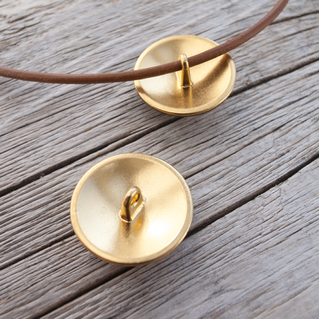 全金メタル付きコンチョリング ゴローズ 金メタル付きフラワーコンチョ 裏マルカン部分 破損 ゴローズ