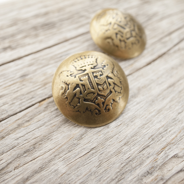 メタルエンブレムボタン