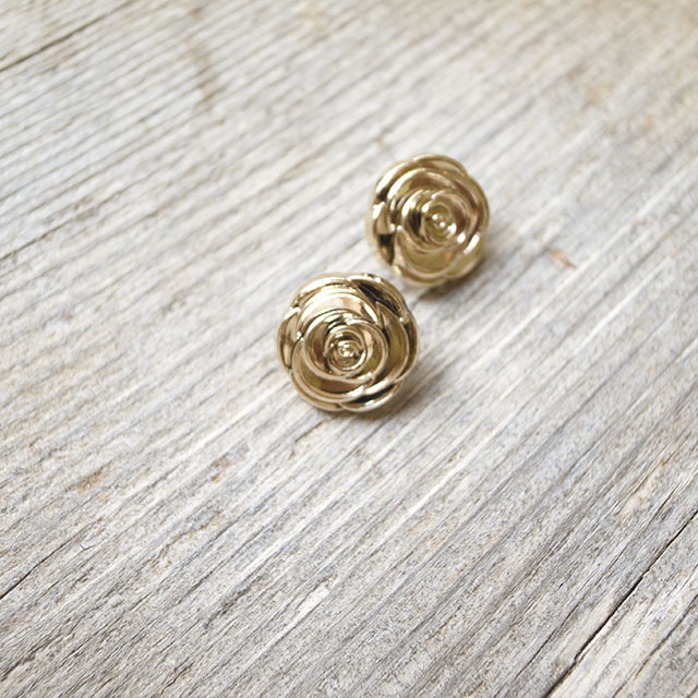 お花　メタルボタン