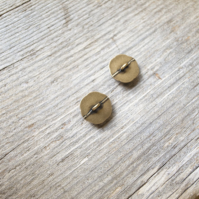 お花　メタルボタン