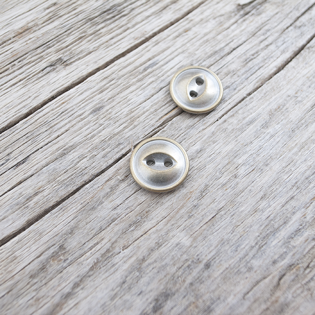 メタルキャッツアイボタン