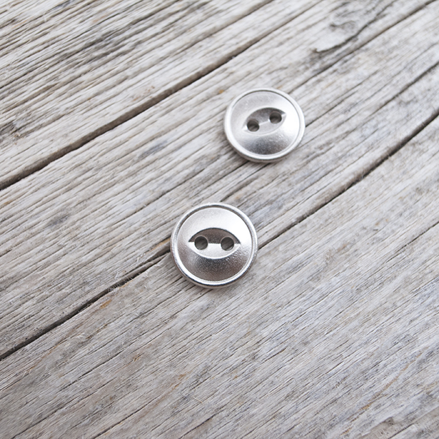 メタルキャッツアイボタン