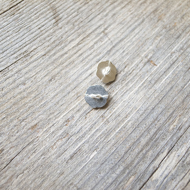 メタルビジューボタン