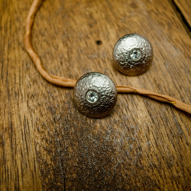 真鍮×クリスタルラインストーン 21mm | 《ボタン専門店タカシマ