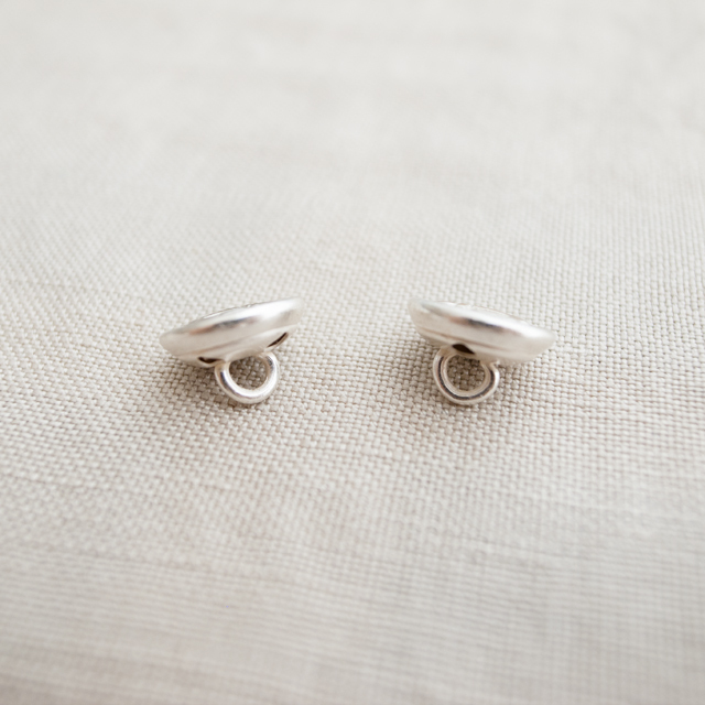 マリン（イカリ）ボタン 10mm | 《ボタン専門店タカシマ》 貝ボタン