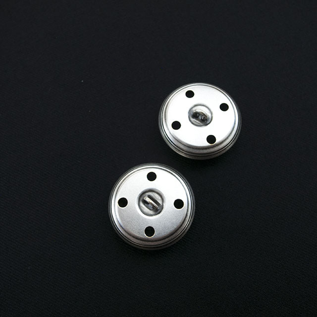 メタルエンブレムボタン